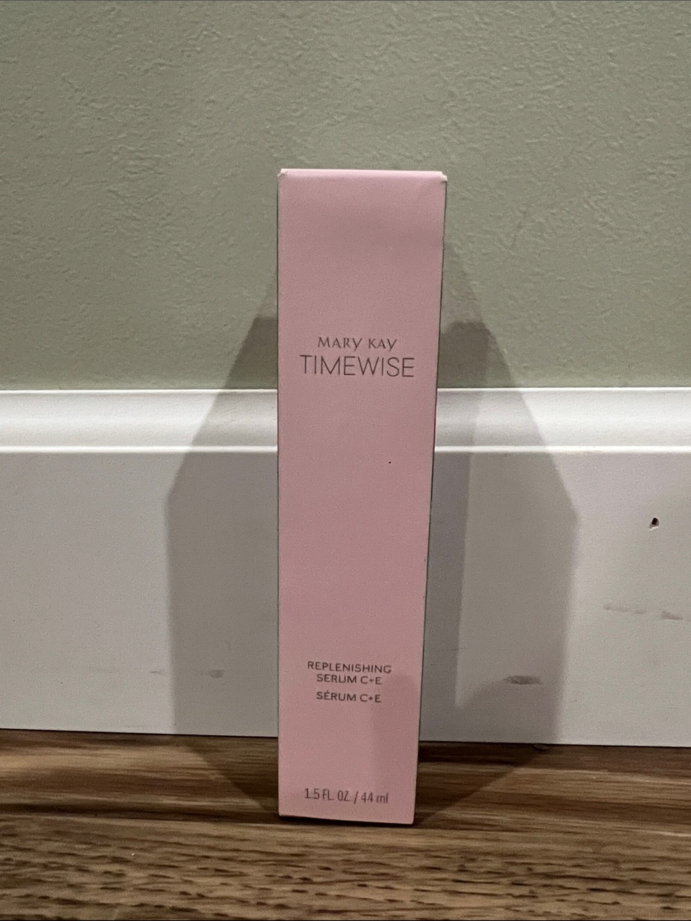 Mary Kay TimeWise Replenishing Serum C+E